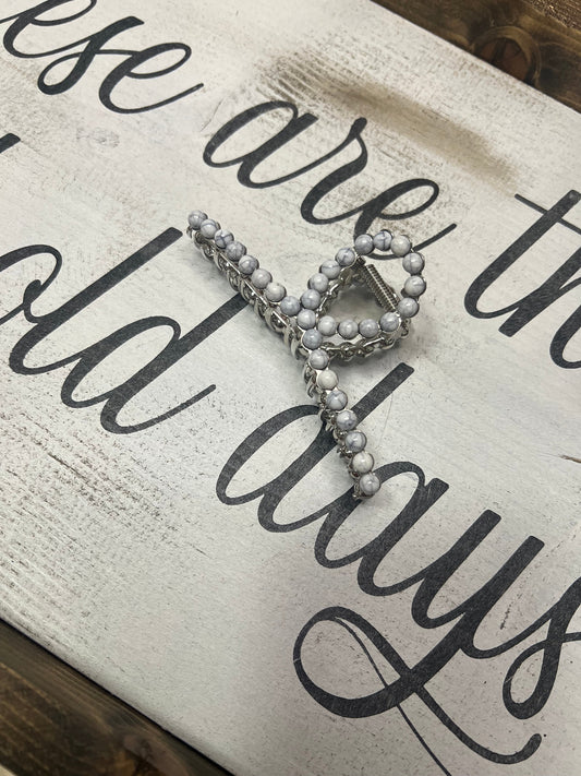 White Claw Clip